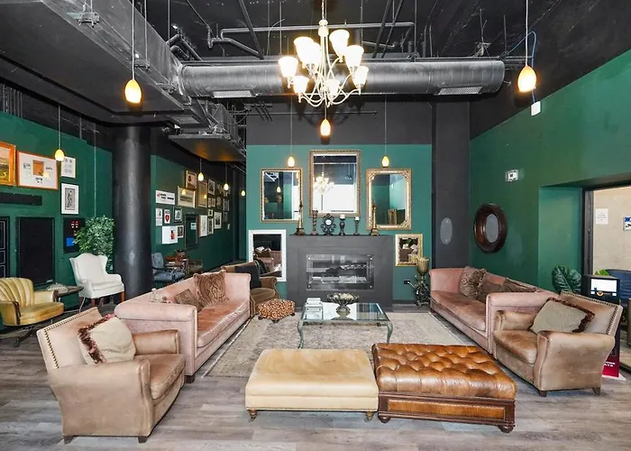2br Perfect For Convention And Business Trips Near Mccormick Place, Arena, Soldier Field And Grant Park