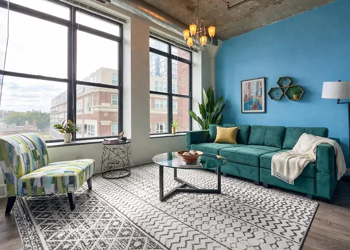2br Perfect For Convention And Business Trips Near Mccormick Place, Arena, Soldier Field And Grant Park *