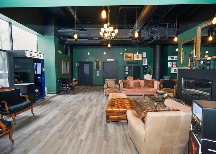 2br Perfect For Convention And Business Trips Near Mccormick Place, Arena, Soldier Field And Grant Park